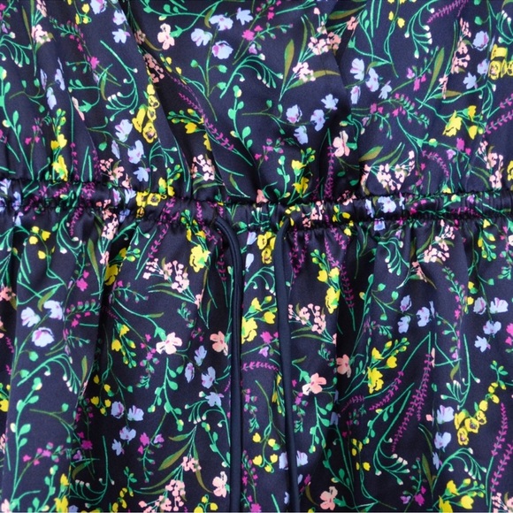 VS Floral Printed V Neck Wrap Ruffle Romper Sz XS - Picture 6 of 9